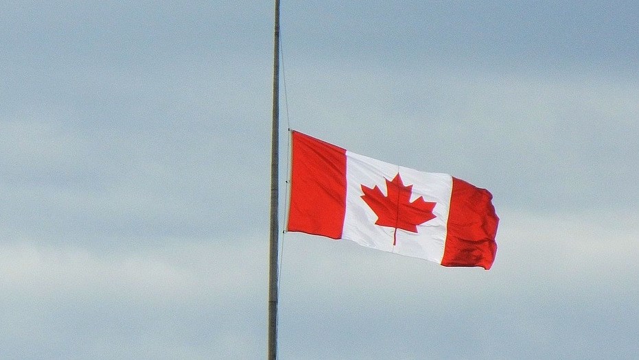 canadian-flag-halfmast_1280.jpg