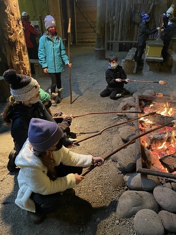 Students in grades 4 & 5 spend a wonderful day at Cheakamus Centre - November 2021