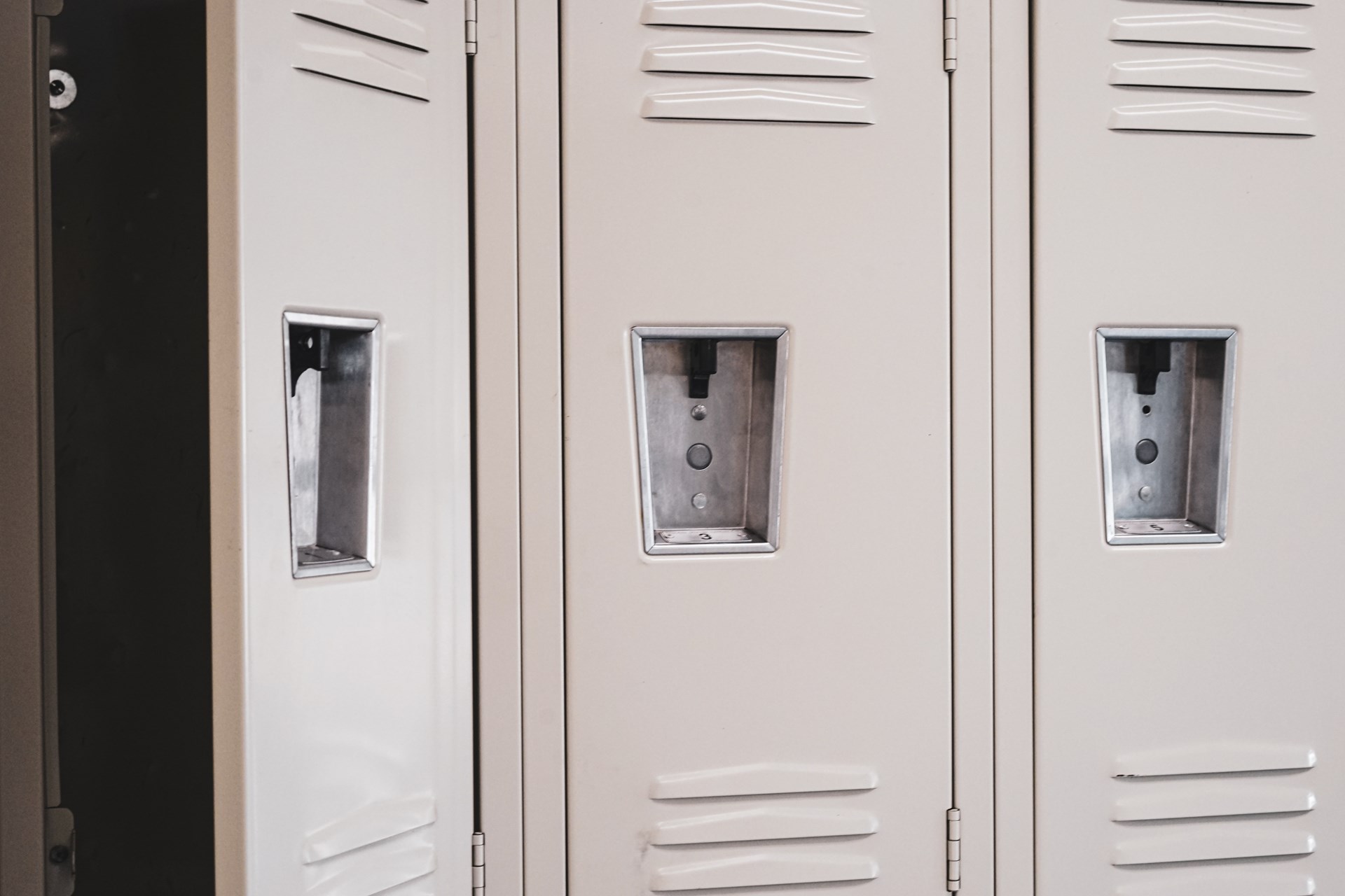 locker image_free.jpg